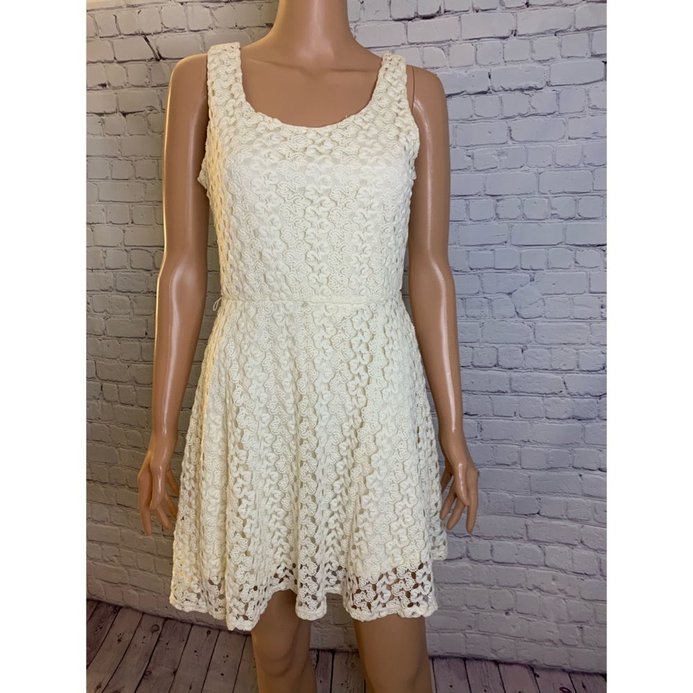 Lily Rose Cream Lace Sleeveless Dress size Small boho casual summer